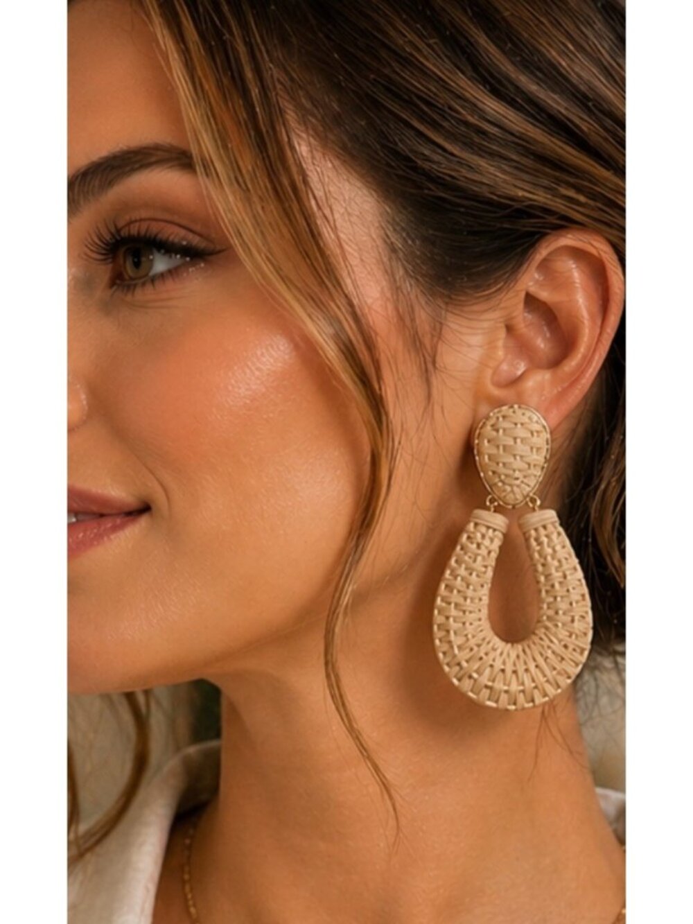 Boho Acrylic Raffia Drop Earrings Woven Straw Gold Tone Statement Beach Summer